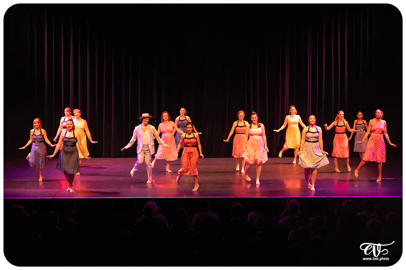 ECOLE DE DANSE CÉCILE ADAMOW